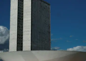 monumentos brasilia cupula plenario da camara dos deputados3103201339