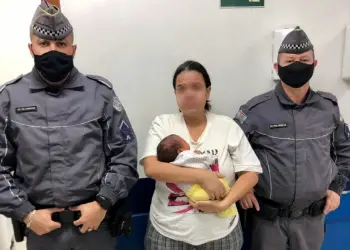 Polícia Militar salva bebê de apenas 6 dias de vida em São Paulo