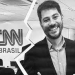 Evaristo Costa assiste propaganda da CNN e descobre que foi demitido