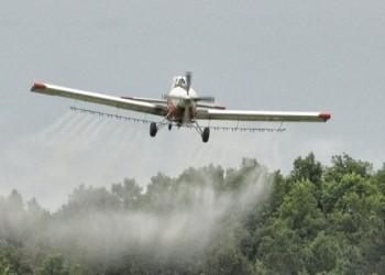 aviao agrotoxico