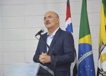 ministro educacao