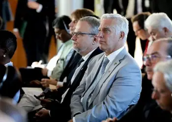 Douglas Koneff, representante da diplomacia dos EUA, na reunião com Bolsonaro / Clauber Cleber Caetano/PR