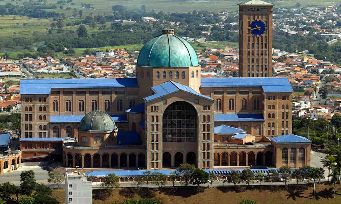 santuario nacional de aparecida vac abr0810211896 0 min