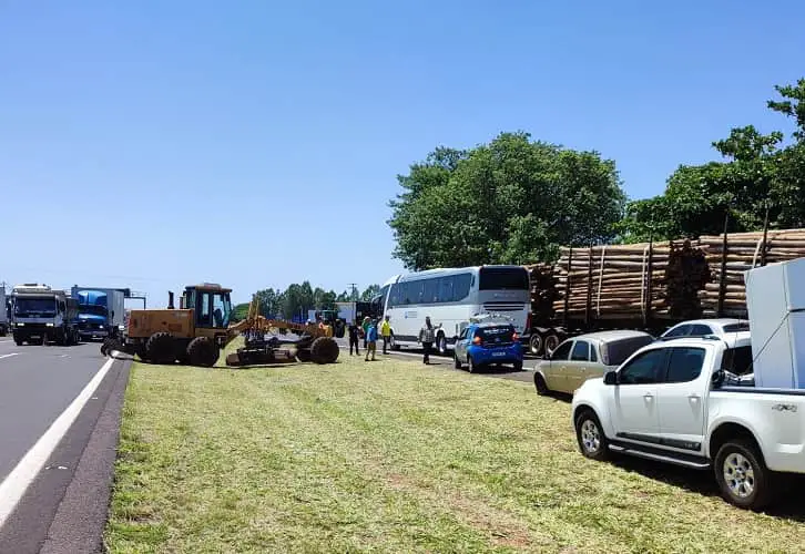 Bloqueio na Rondon em Birigui