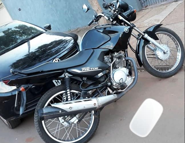 Motocicleta furtada no bairro Concórdia 3, em Araçatuba