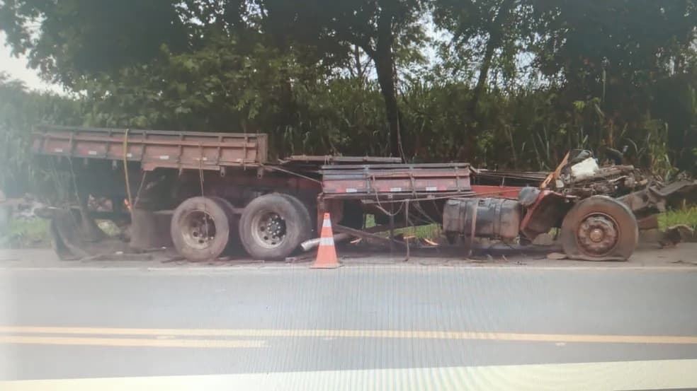Homem morre após acidente de caminhão na rodovia Assis Chateaubriand — Foto: Arquivo Pessoal