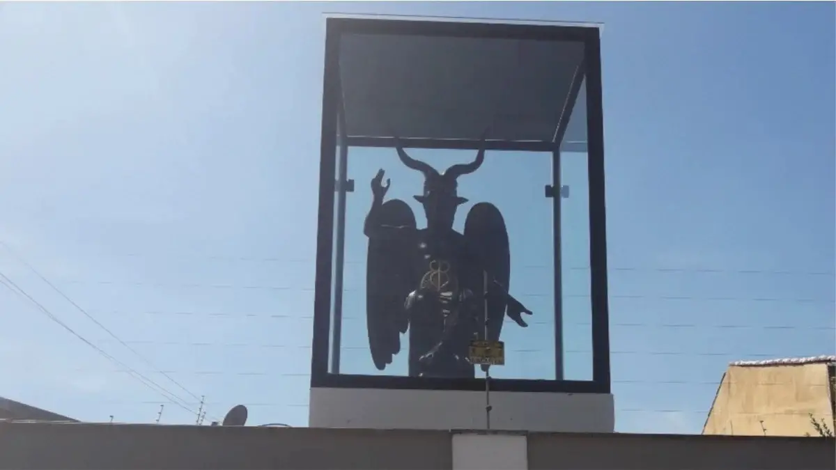 Estatua de Baphomet