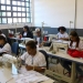 Alunos do curso de costureiro avançado do Fundo Social de São Paulo deverão produzir mais de 4 mil conjuntos de agasalhos (Divulgação)