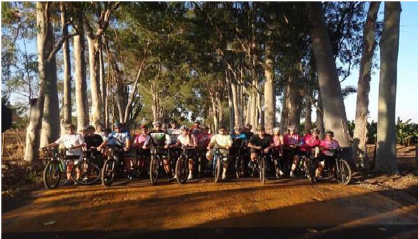 Ciclistas no Bairro Rural Água Limpa