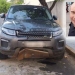 Fernando Ikeda (destaque) teve sua moto atingida pela Ranger Rover do pecuarista