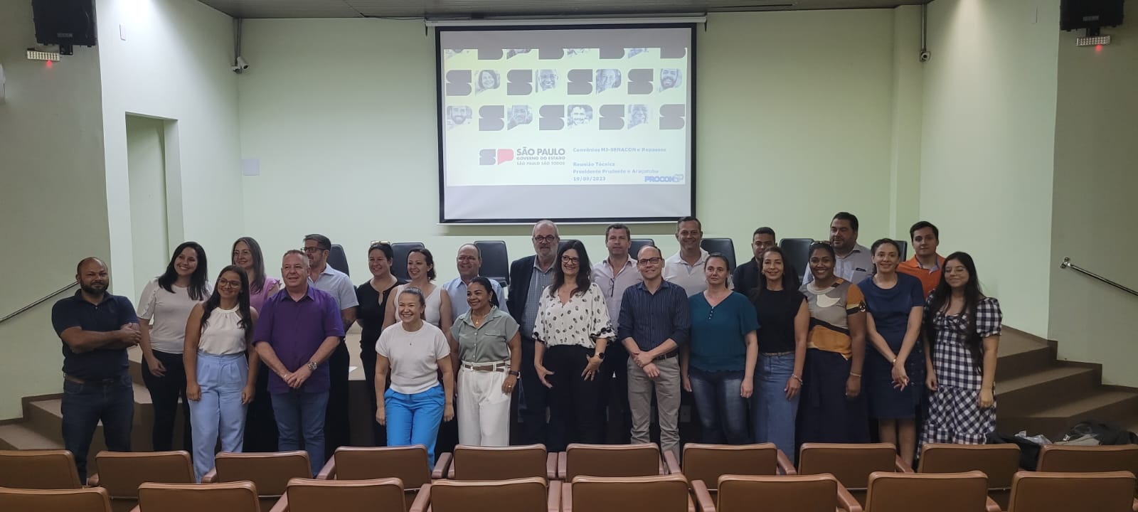 reuniao regional de Procons em Aracatuba