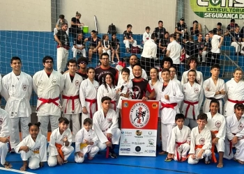 equipe de karate de Aracatuba