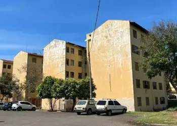 Justiça determinou a interdição cautelar do Conjunto Habitacional "Paulo Lúcio Nogueira", na zona sul de Marília (SP) — Foto: Fábio Modesto/TV TEM