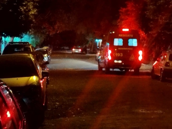 Disparo aconteceu no bairro Umuarama (Foto: Fábio Ishizawa/ RP10)