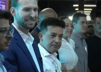 Filipe Fornari e Cido Saraiva durante  convenção partidária