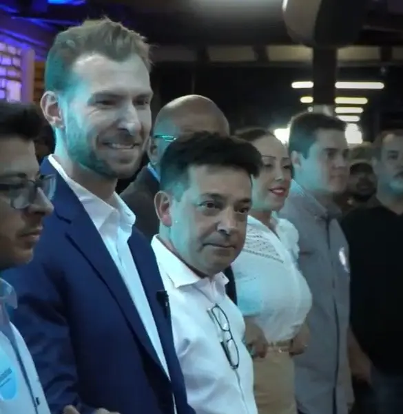 Filipe Fornari e Cido Saraiva durante  convenção partidária