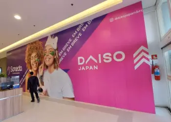 Soneda e Daiso Japan em Shopping