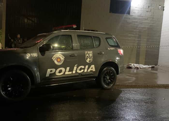 Homem foi assassinado a facadas no bairro Umuarama (Foto: Araçatuba em Foco)