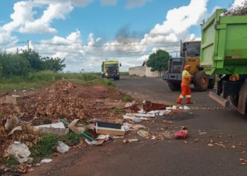 SOSP recolhe lixo em Aracatuba