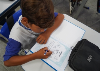 aluno na sala de aula