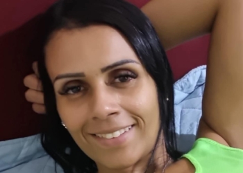 Evelin foi morta pelo namorado, que acabou preso pela PM (Foto: Reprodução Facebook)